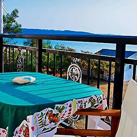 Apartment Maravgia α *
