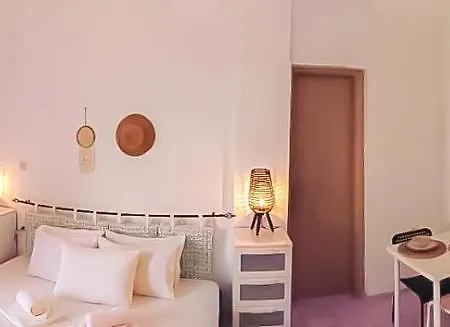 Maravgia α Apartment Akti Salonikiou